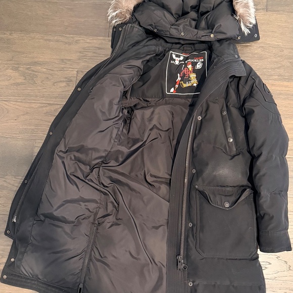 Moose Knuckles Alberta Parka - Picture 16 of 16